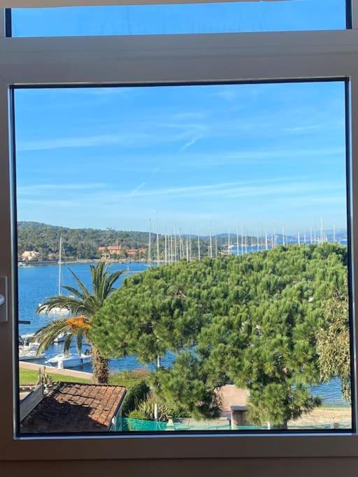 Ile De Porquerolles : T3 Climatise Vue Mer Esterno foto